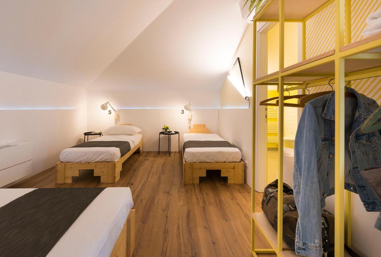 Gabanel Bike Hostel Bussolengo Bagian luar foto