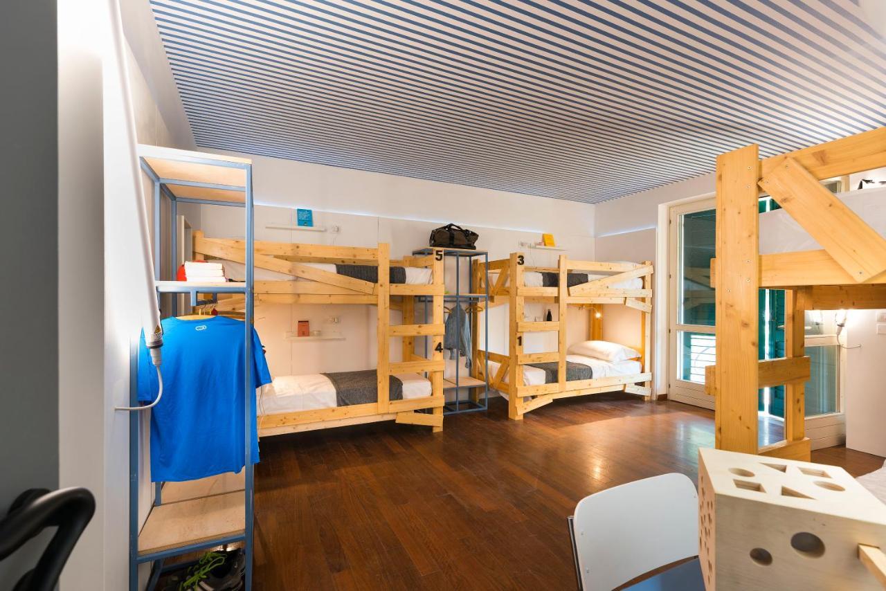 Gabanel Bike Hostel Bussolengo Bagian luar foto